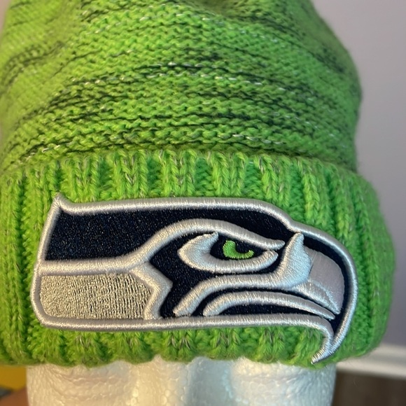 New Era Knit Rush NFL Seattle Seahawks Beanie Hat Cap Wool Blend Lining OSFM - Picture 4 of 13
